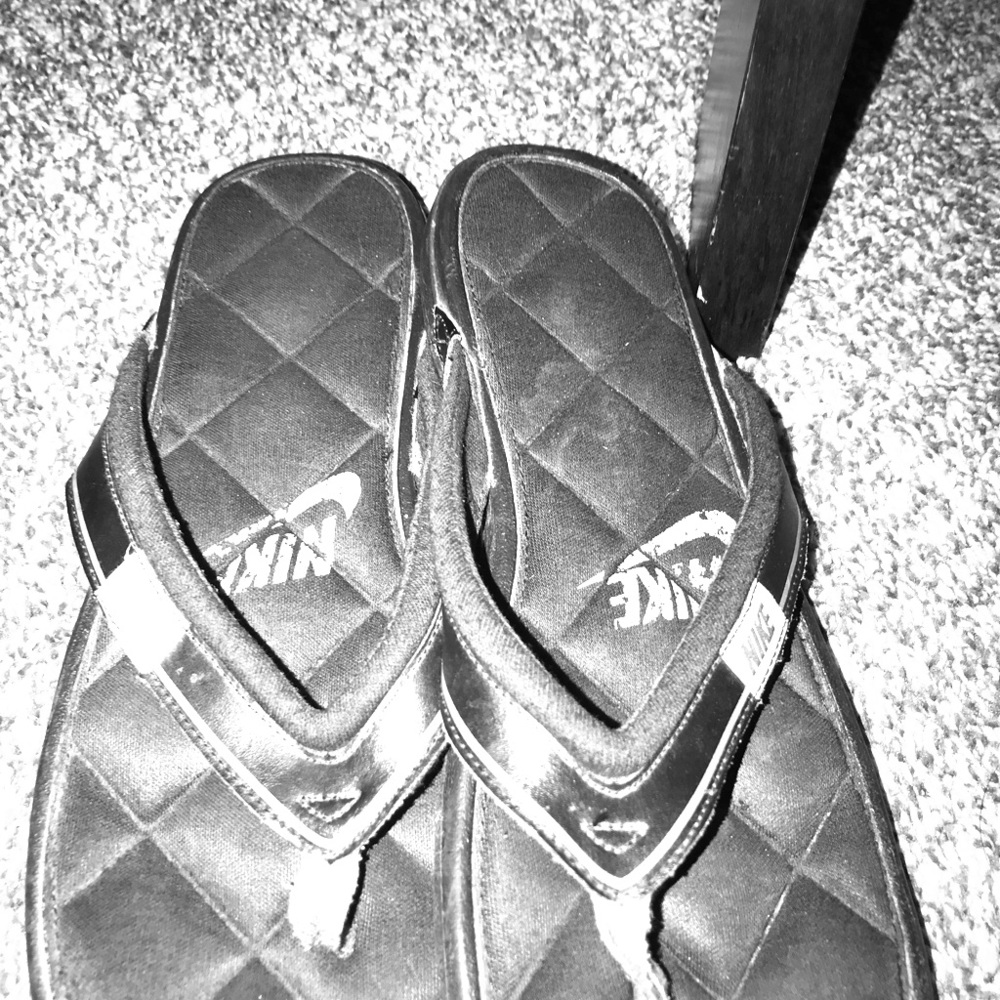 Nike flip flops